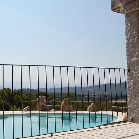 Sleeps 10 Pool Air Con Wifi Villa Baja Sardinia