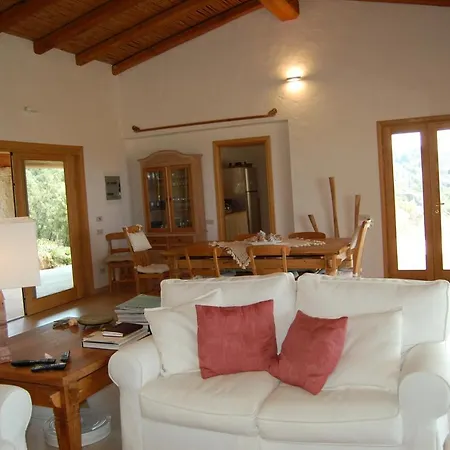 Sleeps 10 Pool Air Con Wifi Baja Sardinia